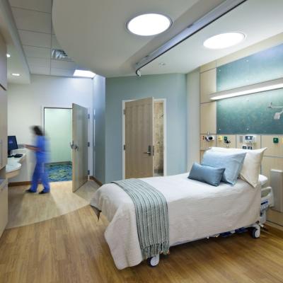 hospital-room-empty-bed-nurse